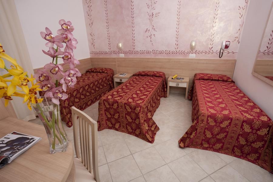 Hotel Rodi Cervia Eksteriør billede